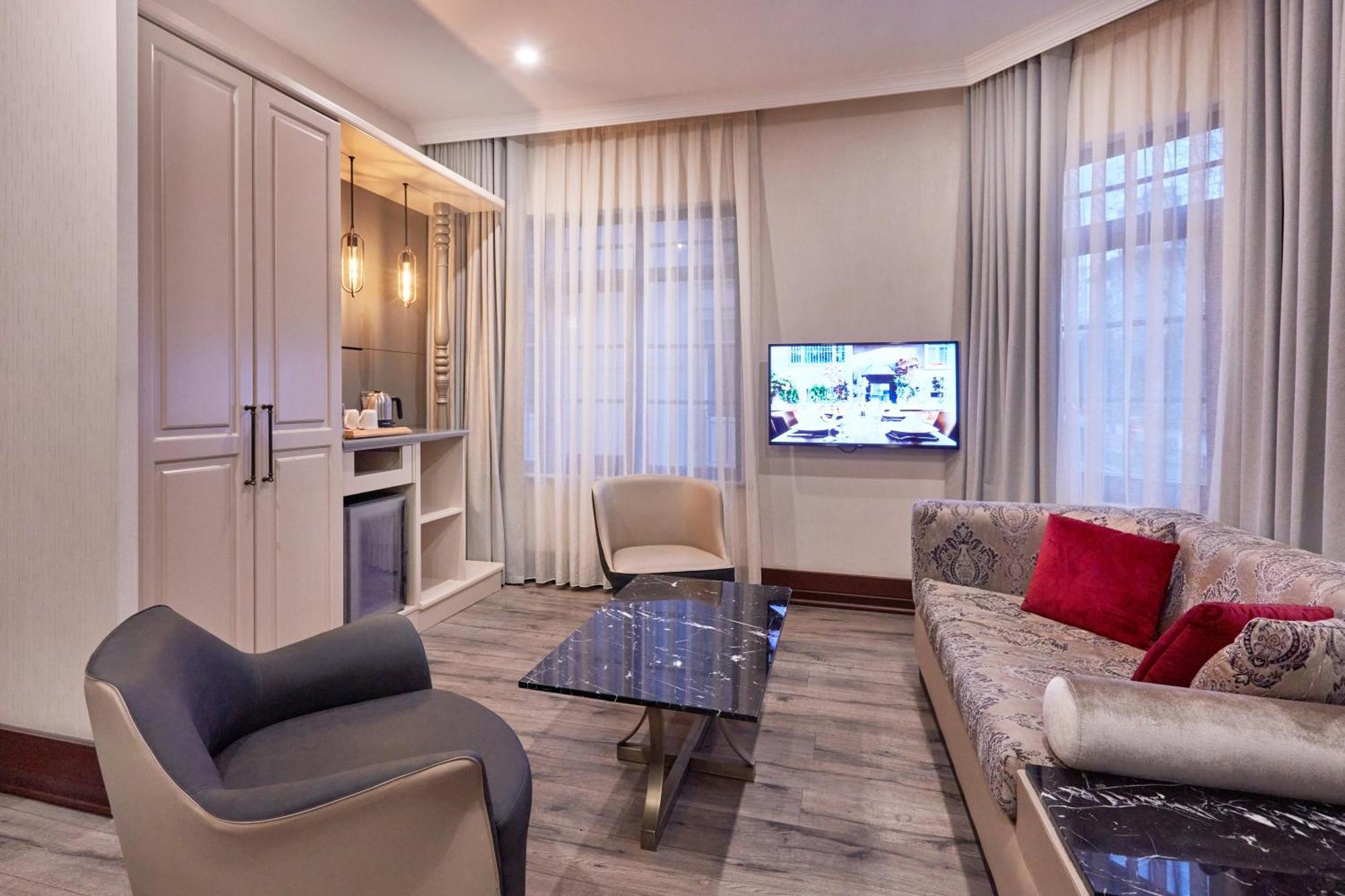 Taksim Otel 4*