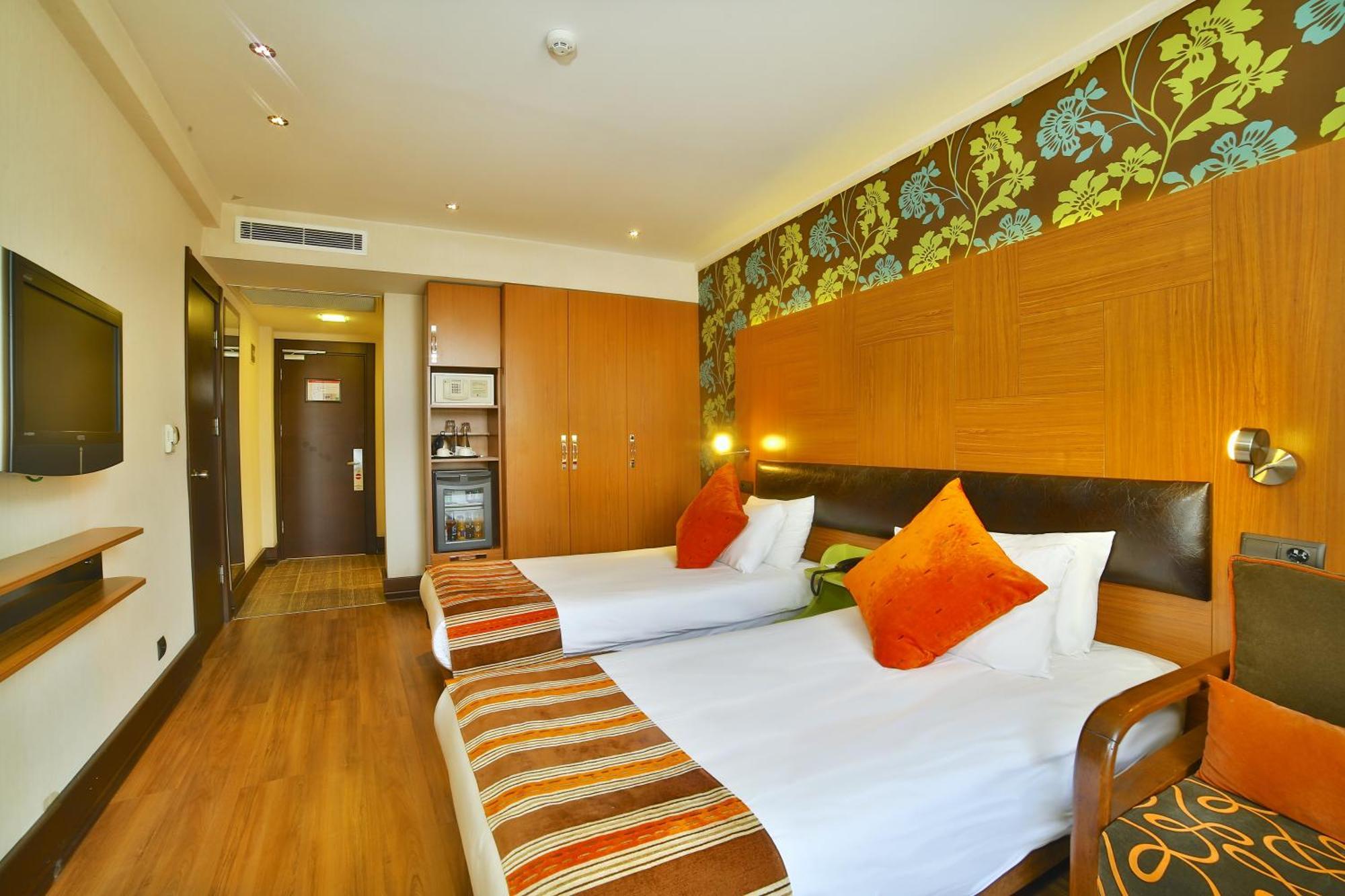 Otel Taksim 4*